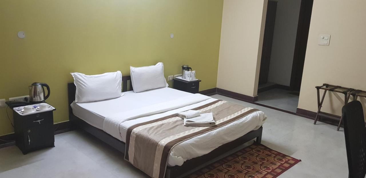 Angel Nri B&B Greater Noida Dış mekan fotoğraf